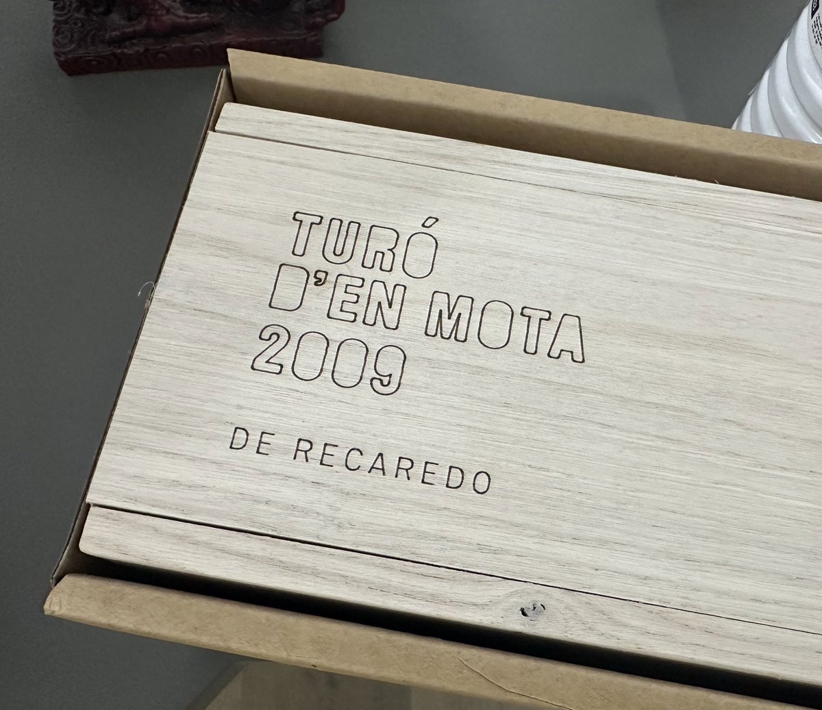 Can we wait until December 8th? That’s the question!!! <a href="/isalat/">Imma Salat</a> <a href="/Recaredo1924/">Recaredo</a> <a href="/FerranRecaredo/">Ferran Junoy</a>