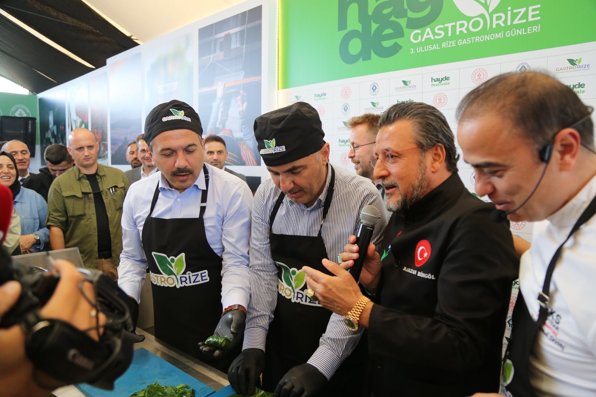 rizebelediye's tweet photo. 3. ULUSAL GASTRONOMİ GÜNLERİ GASTRORİZE AÇILIŞI YAPILDI.. https://t.co/6MQnPmLVTa