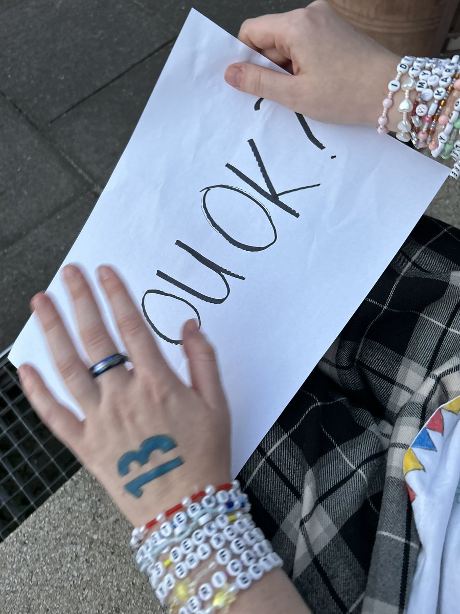 mptbvv's tweet photo. got my friendship bracelets and the outfit ready!! now let’s GO to the eras tour movie 🤩🎊🌈🎬 #TSErasTourFilm @taylornation13 https://t.co/gd80HK2IHE