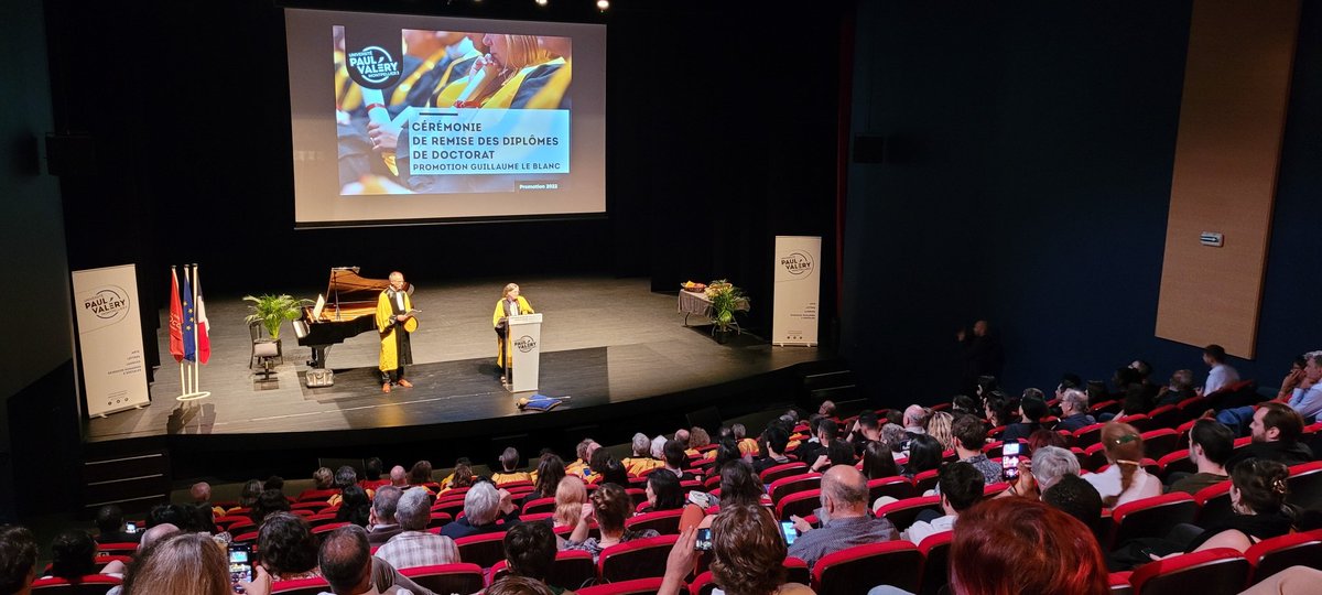 univpaulvalery's tweet photo. #Cérémonie de remise des #Doctorats 2022, promotion Guillaume Le Blanc. 
Félicitations à tous nos jeunes docteurs !

En présence de la présidente #AnneFraisse

#JeunesDocteurs #PaulValery @univpaulvalery https://t.co/XvF4WX0Npf