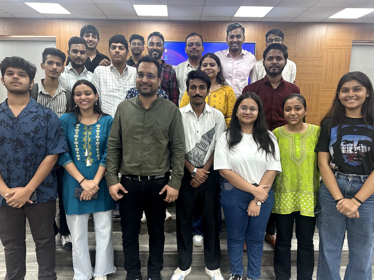 kdsharmas's tweet photo. Another successful Marketathon Program at JECRC University, Jaipur 🚀 Grateful to the faculty, amazing students and our incredible guests @forceguru, and speakers @WasimsShaikh, @pallaviforce, Ankush Ganveer for sharing their insights. Thank you everyone! 🙏 #MomentMarketers #MarketingChampions #Marketathon