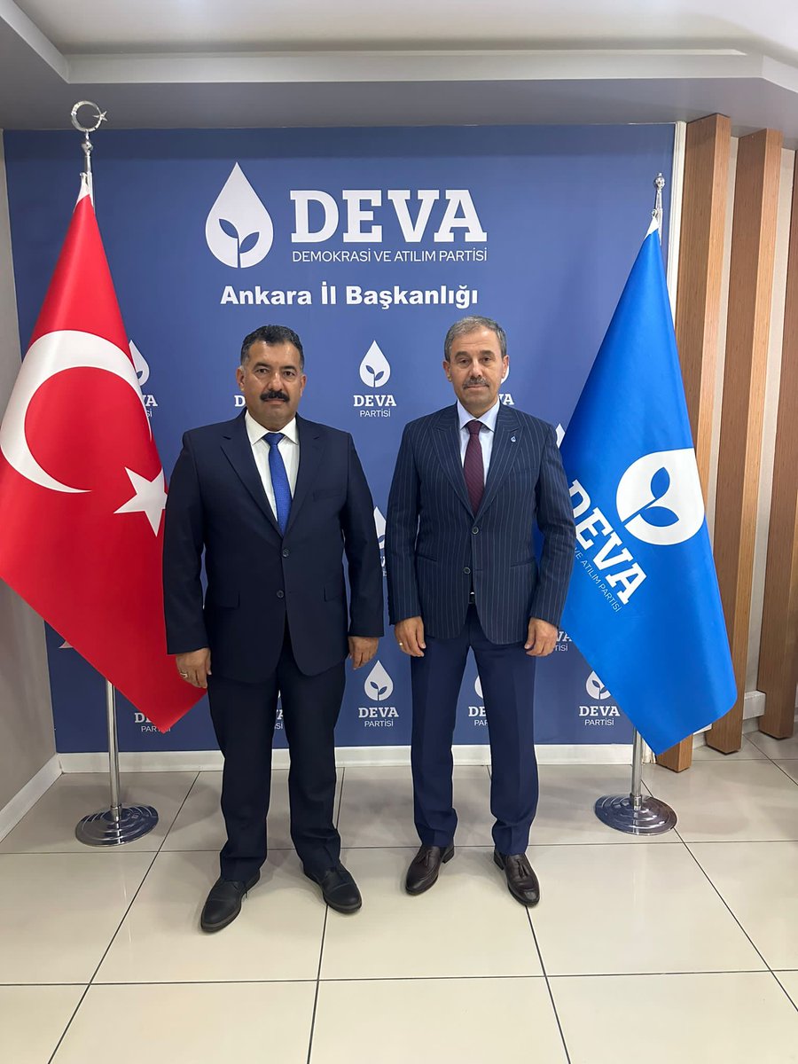 DevaSincan's tweet photo. Yaklaşan yerel seçimler öncesinde Sincan'da yapılacak seçim çalışmaları ve adaylık belirleme süreci gibi hususlar noktasında ilçe başkanımız Halil Aslan il başkanımız Nutku Akın ile istişarelerde bulunmuştur. https://t.co/oaxg2DT1oB