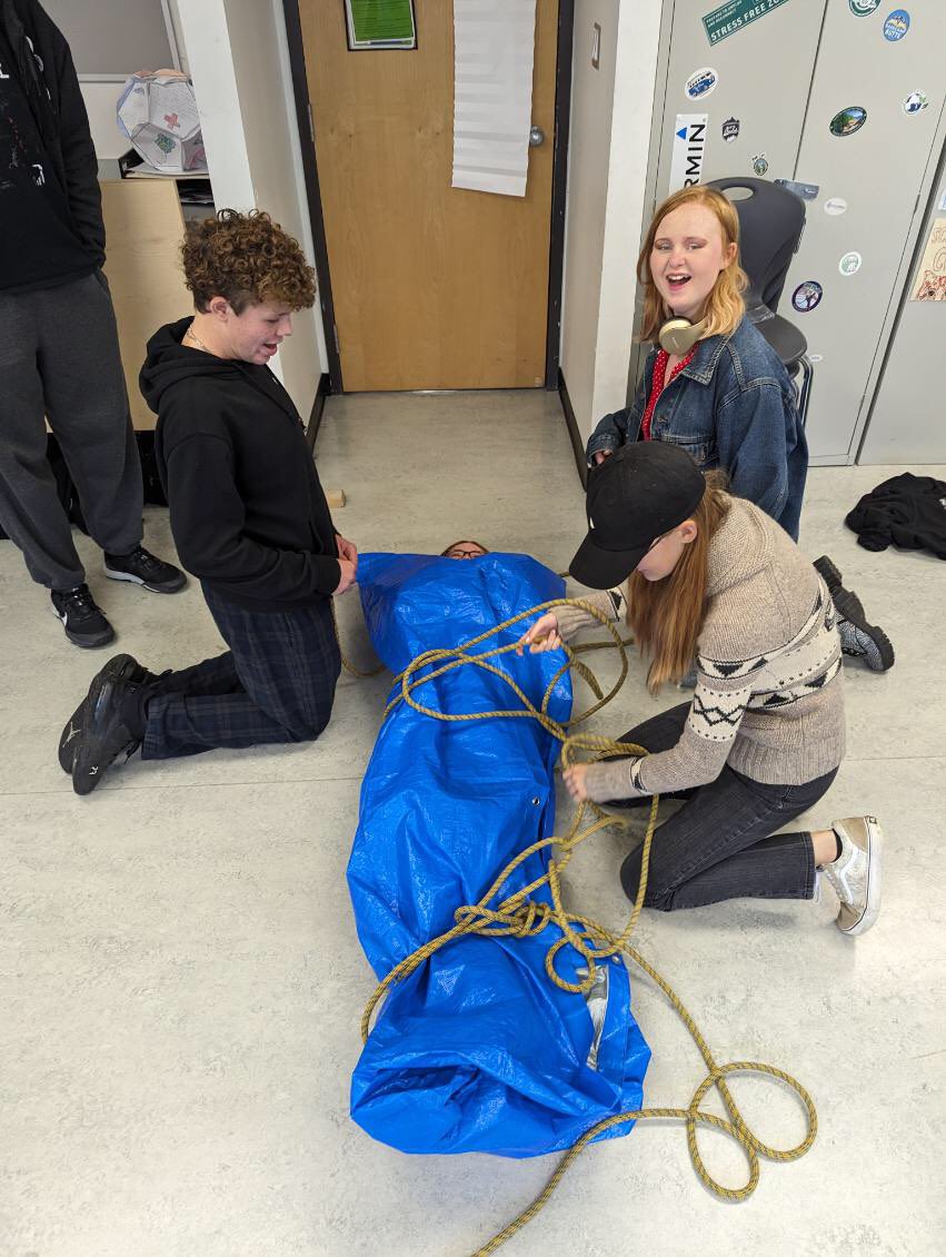 GMHSMustangs's tweet photo. Wildlife 10 students learned the importance of being prepared for winter in the back country, creating hypothermia wraps this week. They were toasty! #RVSLearning https://t.co/WIGzolQAuH