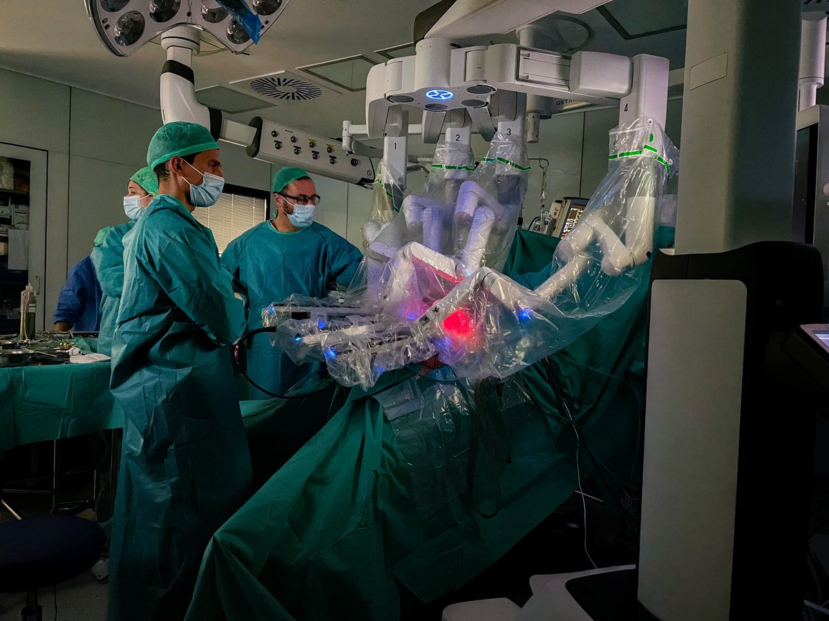 CirugĂa HBP, carcinomatosis peritoneal y sarcomas (@cirugiahbp_fjd) on Twitter photo Successfully accomplished our first robotic whipple procedure. Wonderful intervention by <a href="/jimenez_galanes/">HBP & UpGI Surgery</a>.
<a href="/VillarejoCampos/">pedro villarejo campos</a> <a href="/vicdominguez93/">VĂctor DomĂnguez</a> <a href="/SiyuanQZ/">Siyuan Qian</a> <a href="/montieljf/">Montiel JimĂ©nez, MD., PhD., FEBS EmSurg, FEBS HPB</a> <a href="/GarciaOlmoD/">Damian Garcia-Olmo, Professor of Surgery</a> <a href="/h_guadalajara/">Hector Guadalajara</a> <a href="/Hospital_FJD/">FundaciĂłn JimĂ©nez DĂaz</a> Successfully accomplished our first robotic whipple procedure. Wonderful intervention by <a href="/jimenez_galanes/">HBP & UpGI Surgery</a>.
<a href="/VillarejoCampos/">pedro villarejo campos</a> <a href="/vicdominguez93/">VĂctor DomĂnguez</a> <a href="/SiyuanQZ/">Siyuan Qian</a> <a href="/montieljf/">Montiel JimĂ©nez, MD., PhD., FEBS EmSurg, FEBS HPB</a> <a href="/GarciaOlmoD/">Damian Garcia-Olmo, Professor of Surgery</a> <a href="/h_guadalajara/">Hector Guadalajara</a> <a href="/Hospital_FJD/">FundaciĂłn JimĂ©nez DĂaz</a>