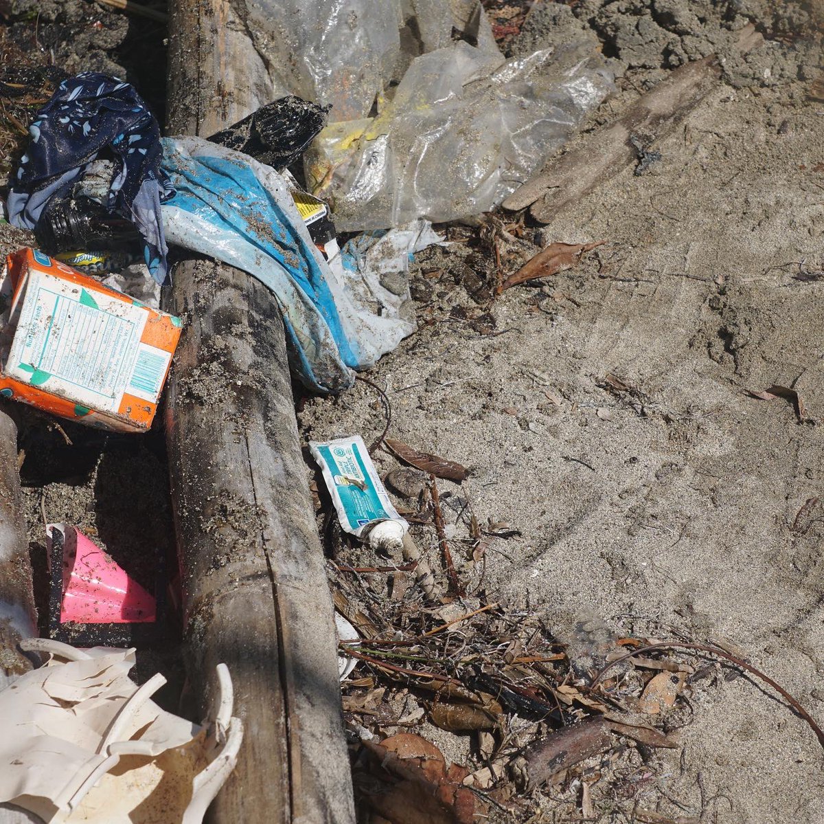 NorthGateHigh's tweet image. These at a few images from the most recent NGH beach cleanup exercise which was conducted on Saturday, September 16. We believe our efforts have contributed to a safer and cleaner environment. Let’s continue to take care of our home!
@jamentrust
@nuhduttyupja