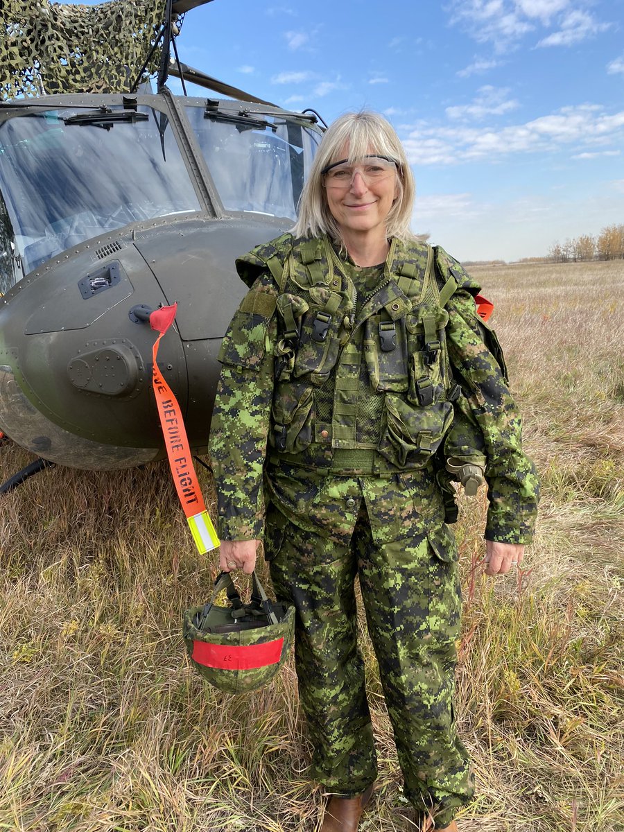 carolynpatton's tweet image. What an incredible experience w @Canada_Company &amp;amp; @3CdnDiv3DivCA at Ex Collaborative Spirit. We had the opportunity to experience &amp;amp; engage with soldiers to learn more about the #CdnForces #CdnArmy. TU for all y do. #CAF