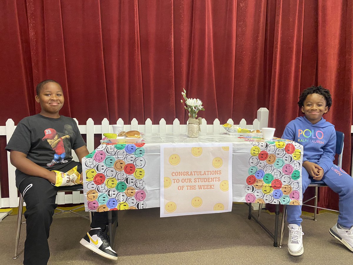 Elizabeth Fowlkes tweet media