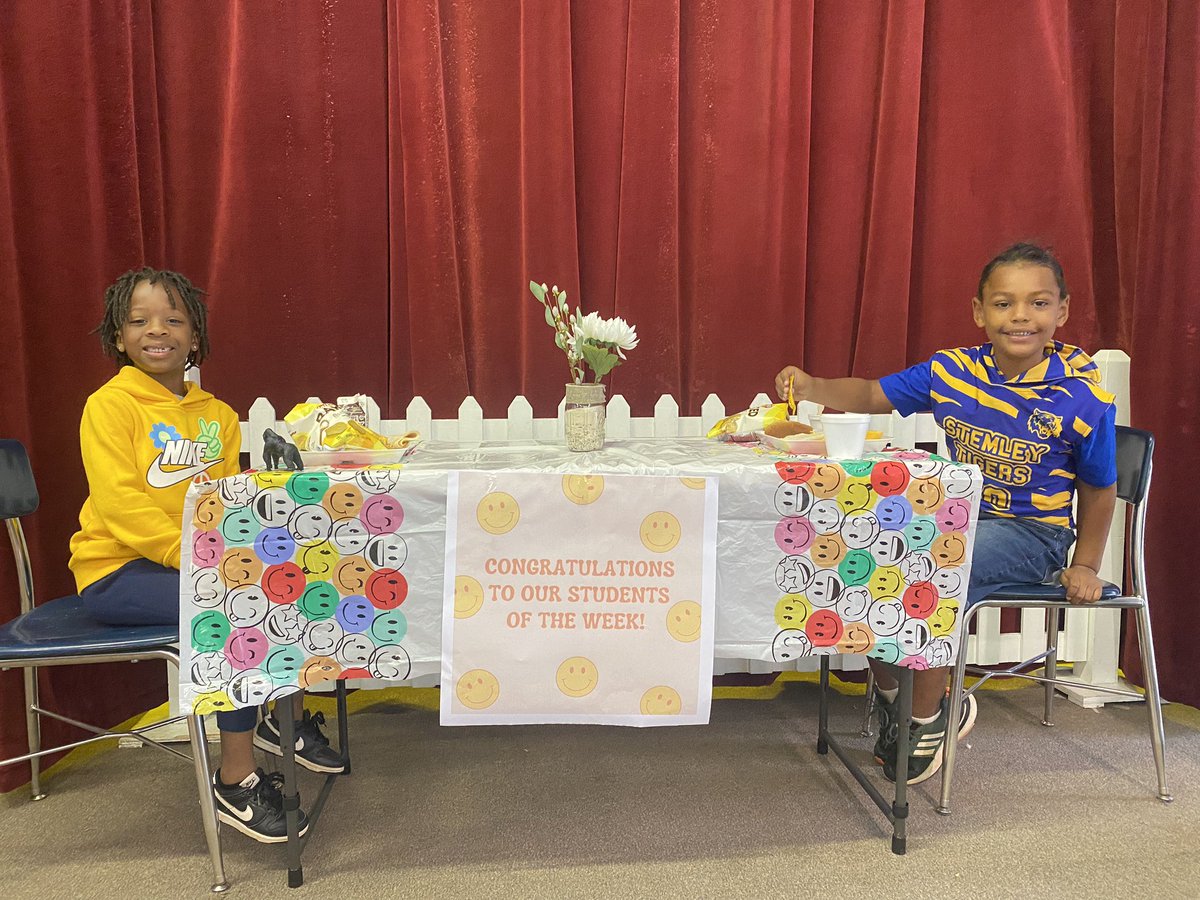 Elizabeth Fowlkes tweet media