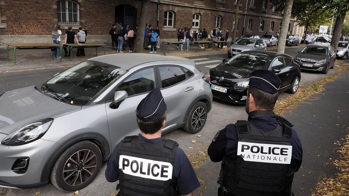 Attaque au couteau à Arras : de fausses alertes à Cambrai ce vendredi lavoixdunord.fr/1384787/articl…