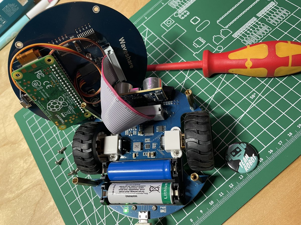 r_schulz_maker's tweet photo. @kevsmac Trying to bring my @waveshare00 #AlphaBot2 robot back to life. I think the SD card is broken, so copy a new os raspbian image and reload it. The PCB is really good, I'm always happy when a manufacturer delivers good quality. https://t.co/mwkhZfH6Gi