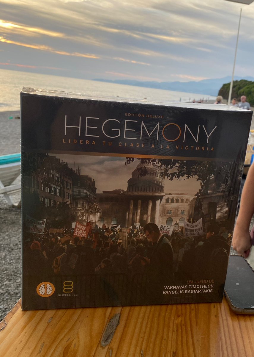 Pues vale canjeado. Ganas locas de jugarlo. <a href="/Calaveraazul_/">Calavera Azul</a> grandes culpables de la adquisición y gracias a <a href="/Bumble3ee_Int/">Bumble3ee Interactive</a> por traerlo en español 👍👍👍. Que buena manera de acabar mi cumpleaños 🤣🤣