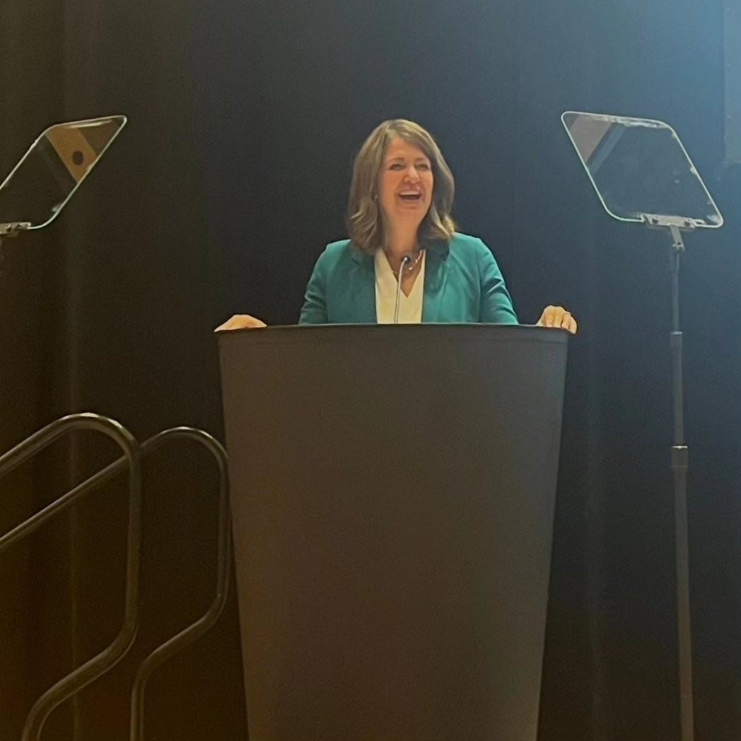 CoryRedekop's tweet photo. I'm with the @LangleyChamber Board Chair at the Canadian Chamber AGM this weekend to learn, connect, and influence advocacy priorities for Canadian biz.

Great first day hearing from Alberta Premier Danielle Smith and Minister Anand. 

#langleybusiness #langleybc #cccagm23 https://t.co/udKYe9fd9E