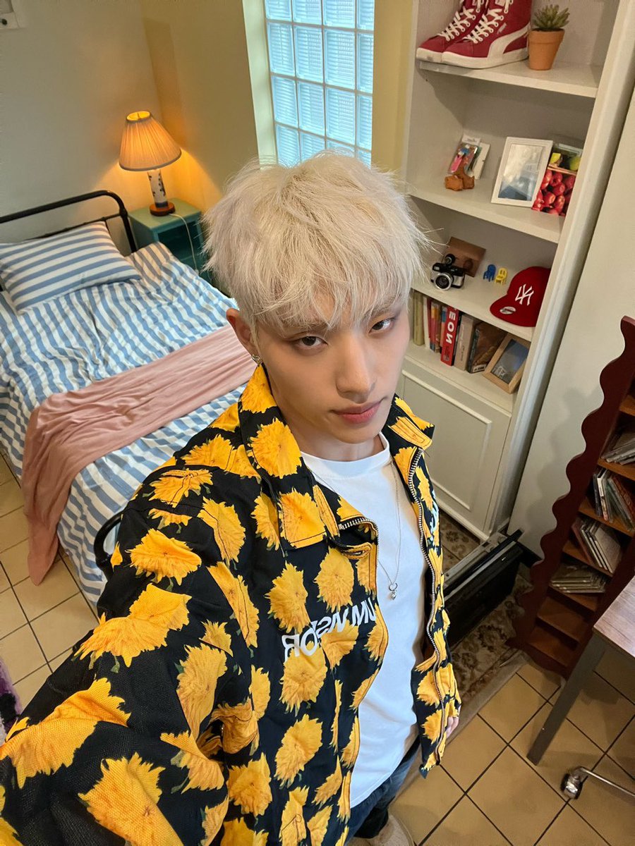 P1H_members's tweet photo. 잘가라 금발 기호 👋👱

#P1Harmony #KEEHO https://t.co/99wNY4bauw