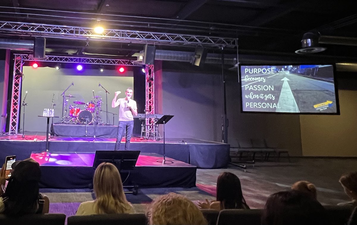 Scottsdale Recovery Center was proud to sponsor the Celebrate the Art of Recovery Expo presented by CBI and Alice Cooper’s Solid Rock Teen Centers!👍 #flashbackfriday