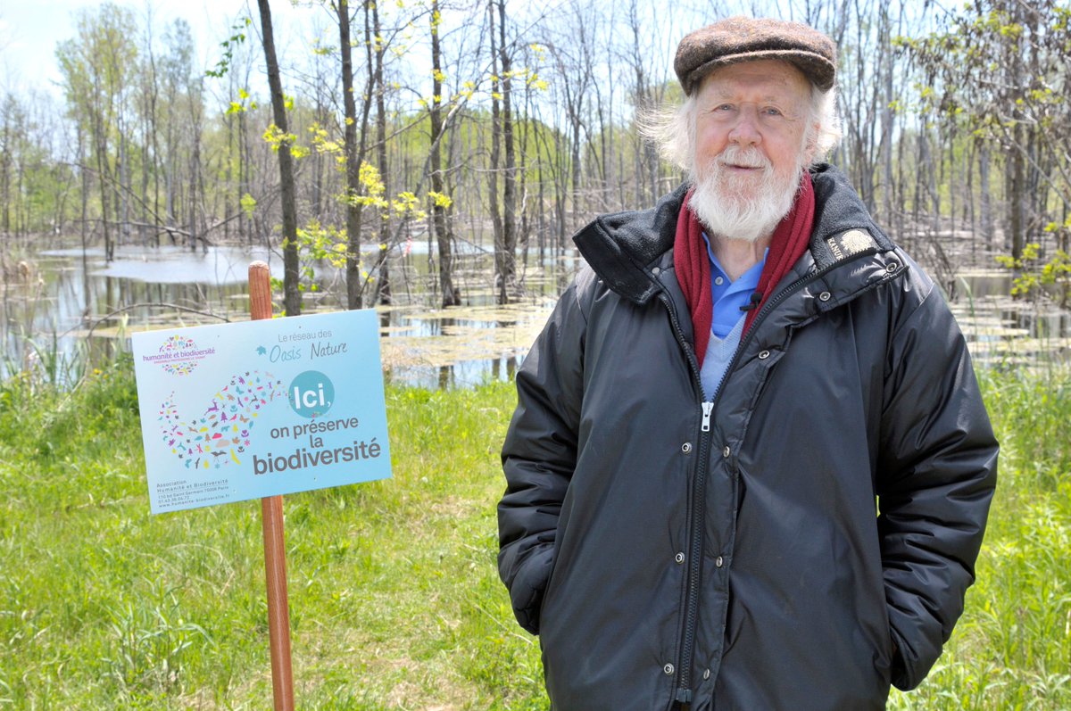 HumaBio's tweet photo. C'est avec une immense tristesse et dans la douleur que l'ensemble de l'équipe et les adhérent.e.s d'Humanité et Biodiversité accueillent la disparition de Hubert Reeves, Président d'Honneur de notre association, après en avoir été le Président pendant de longues années. https://t.co/8v2xx6JyeA