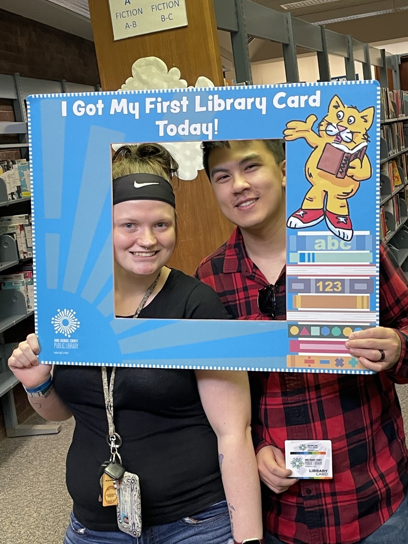 aacpl's tweet photo. Happy #FirstLibraryCardFriday! Let's welcome our newest cardholders, Sarah and Reese, to the AACPL family! 🎉
#AACPL 
#AACPLKids 
#FirstLibraryCard 
#LibraryCard
#AnneArundelCounty https://t.co/YgxCVIh8IT