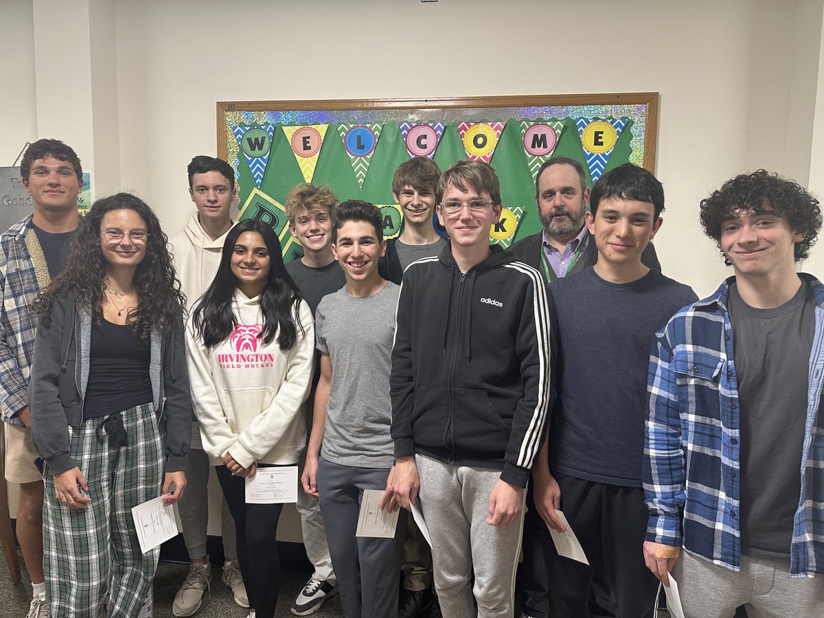 HirschPrincipal's tweet photo. Congratulations to our National Merit Commended Students! https://t.co/pgboAazgcu
