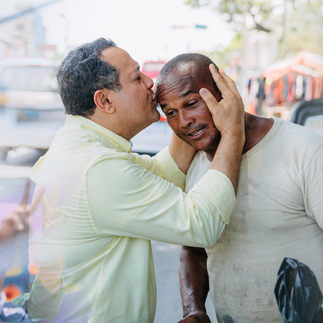 ALEJANDRO tweet media