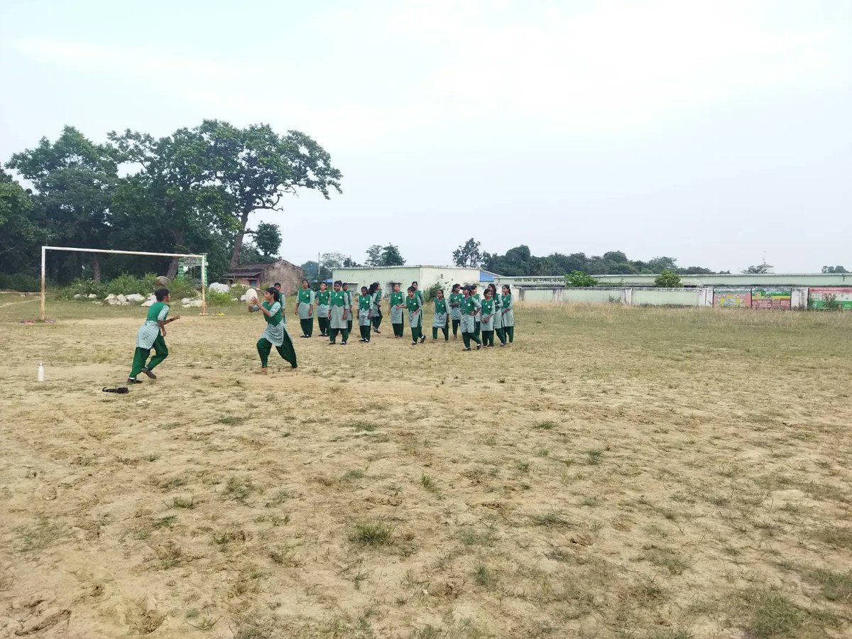 MayurbhanjRugby's tweet photo. Day 2 in๐ Kushmi Block, #Mayurbhanj: Our Grassroots Rugby Development Program is in full swing,and it's all thanks to Khitish's unwavering dedication.Let's keep forging a brighter future together! ๐๐ #GrassrootsRugby #CommunityDedication @CMO_Odisha @Vkpandianfancl1 @GC_Murmu https://t.co/tAjqDxUnew