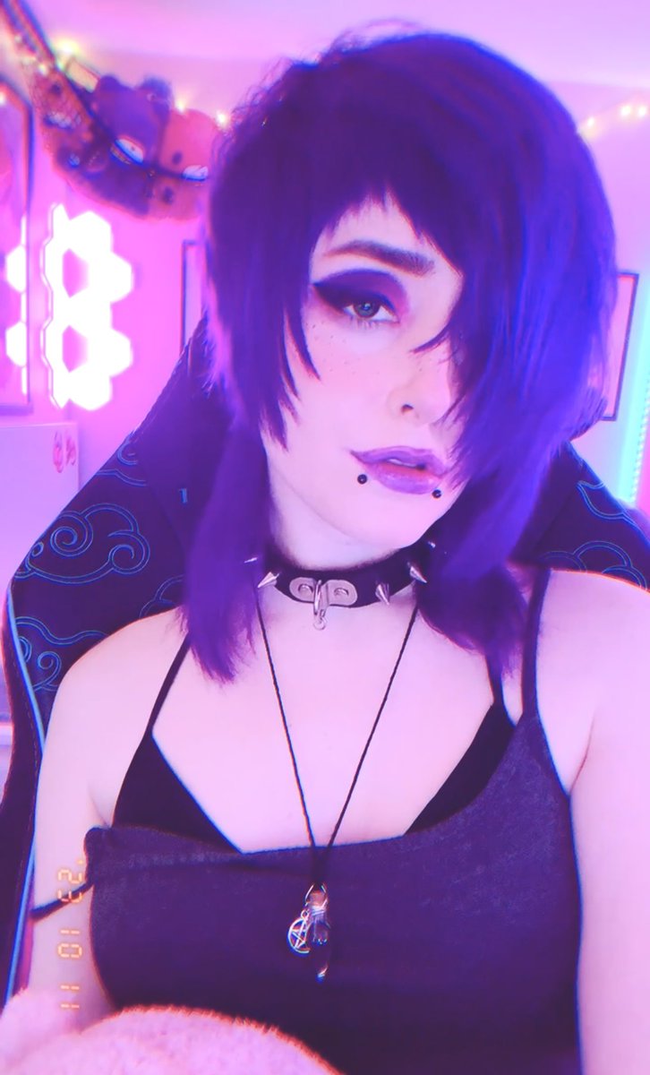 devilpuppi's tweet photo. i have a dick btw https://t.co/iz4ecRhLJQ