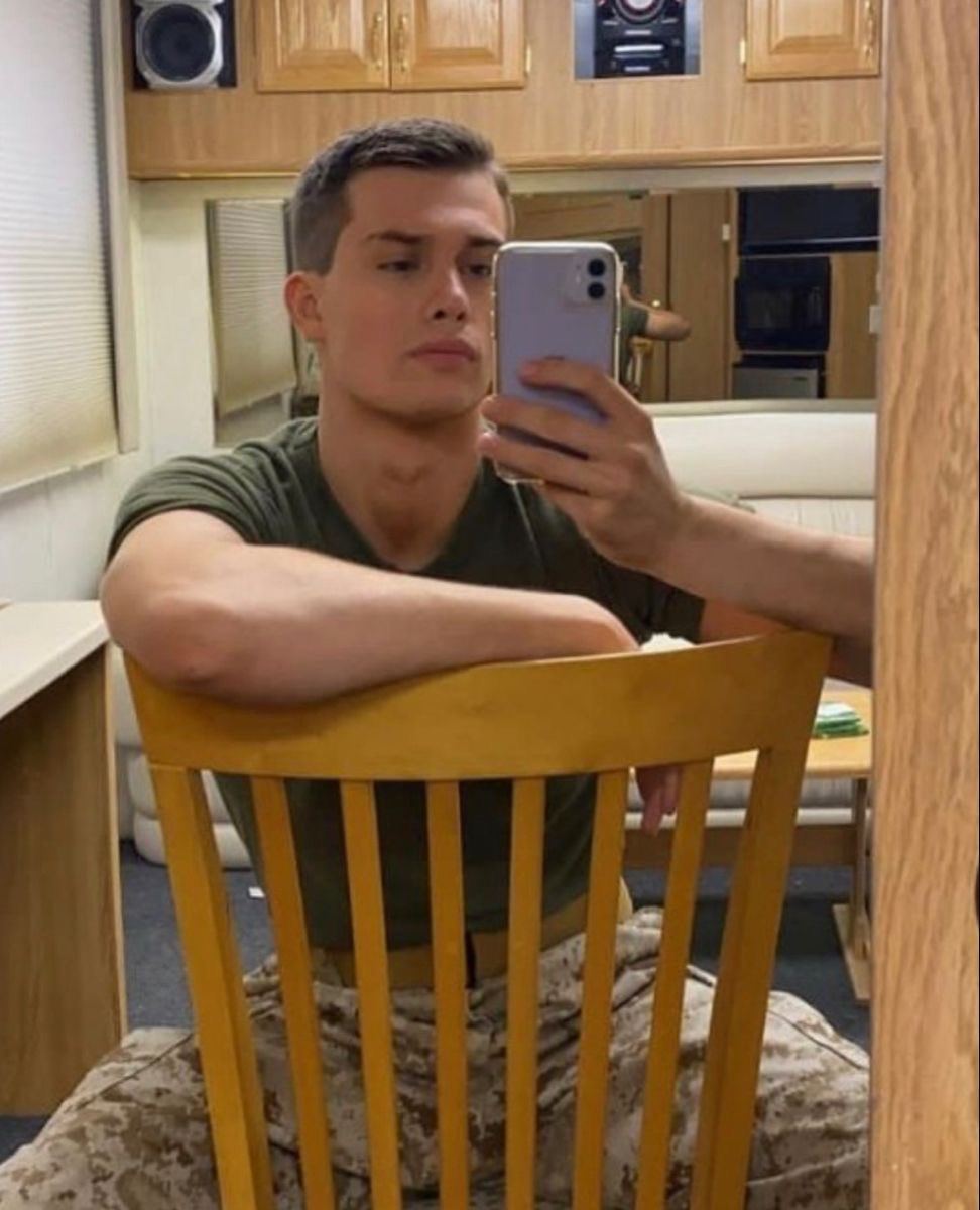 utterlydima's tweet image. Good evening x
Today's training took me TF out. 
Happy Friday the 13th. 👻