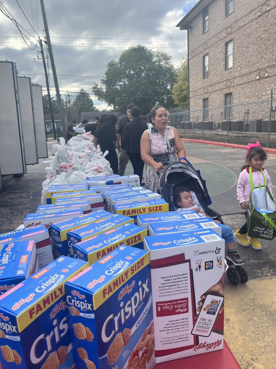 Raul Yzaguirre Schools for Success tweet media