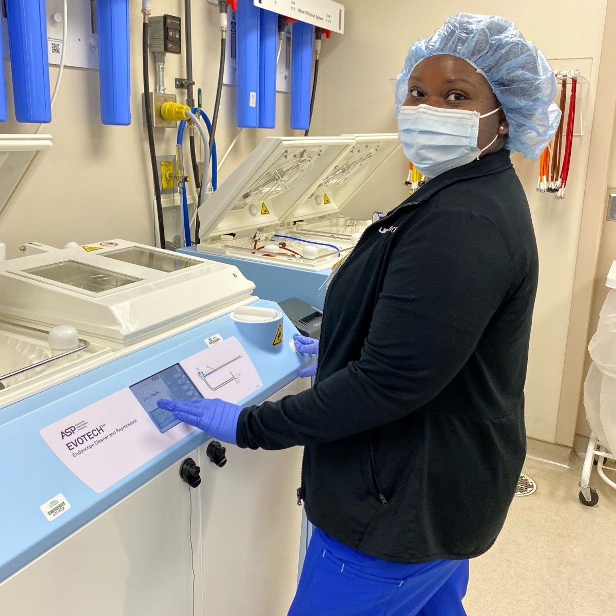 It's #SterileProcessing Week! We'd like to thank our UAB Medicine professionals whose ongoing due diligence leads to dependable equipment and process monitoring, allowing surgeries to be performed without delay. Thank you for all you do! 👏