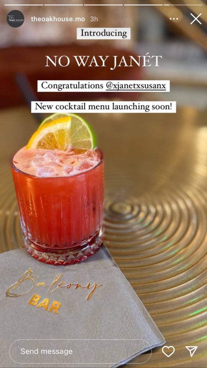 So, I entered a competition and I won! NO WAY JANÉT is a rum based #cocktail with all my favorite ingredients! One for the wintry nights at The Oak House balcony bar <a href="/ModdershallOaks/">Moddershall Oaks</a> #winter #FridayFeeling #winner🍹👌