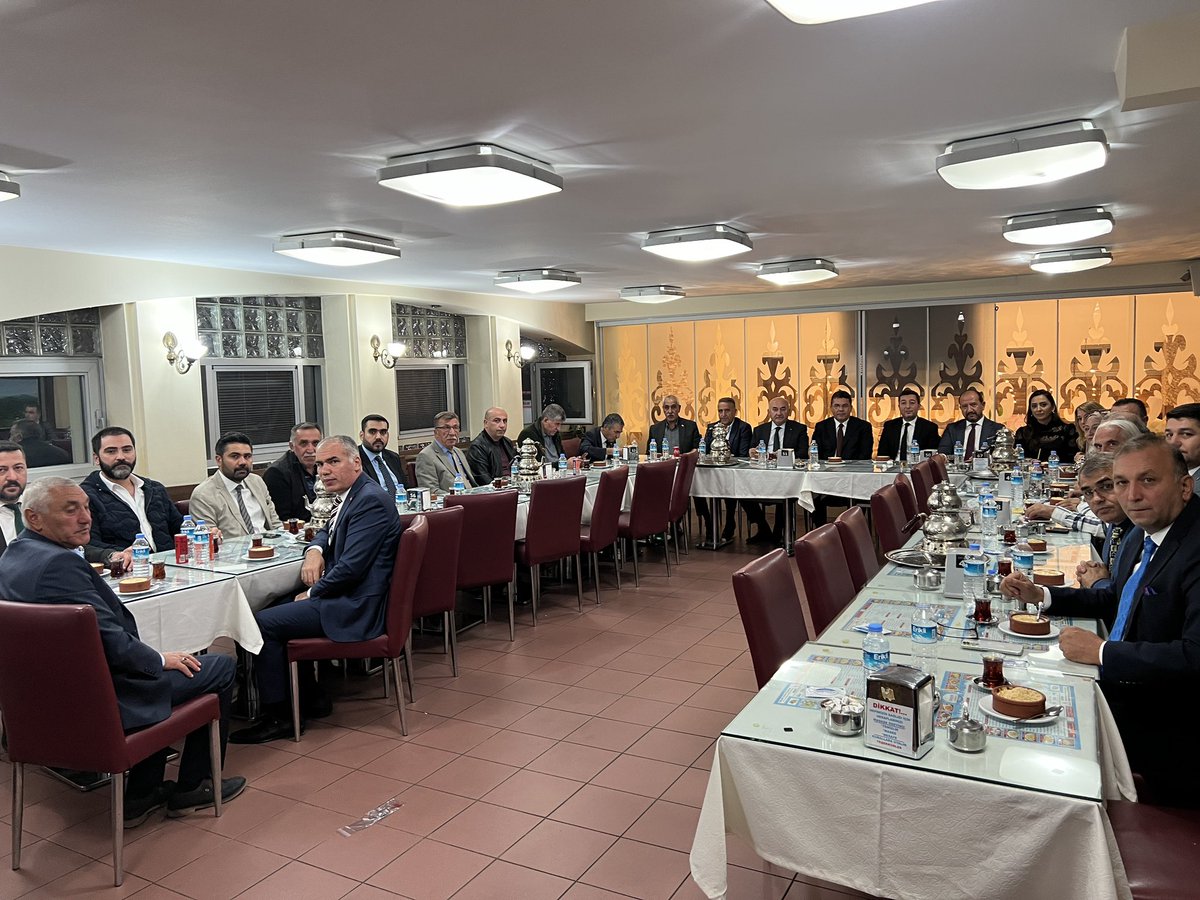 15/ EKİM / 2023 Pazar günü yapılacak olan il kongremiz için kıymetli delegelerimizle yemekli toplantı yaptık.
Katılımları için hepsine ayrı ayrı teşekkür ederim.