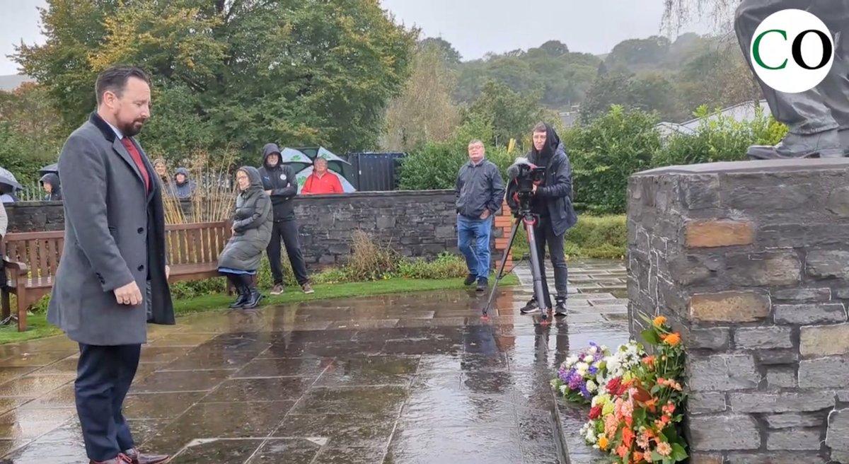 It was an honour to attend the Senghenydd Mining Memorial Service of Remembrance at the <a href="/AberValleyHG/">Aber Valley Heritage</a> National Mining Memorial. It’s the 10th Anniversary Year of the Memorial and <a href="/PrifWeinidog/">Eluned Morgan</a> was in attendance. (photo: <a href="/CaerphillyObsvr/">Caerphilly Observer</a>)
