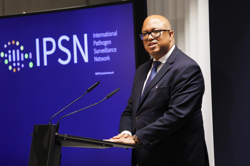 Chikwe_I's tweet photo. Recognising our collective responsibility to bring coherence &amp; equity to pathogen genomic surveillance, the #IPSN commits to fill the global gap by strengthening collaboration &amp; country capacity for genomic sequencing &amp; analytics as part of public health surveillance systems https://t.co/eqhMk6AeBz