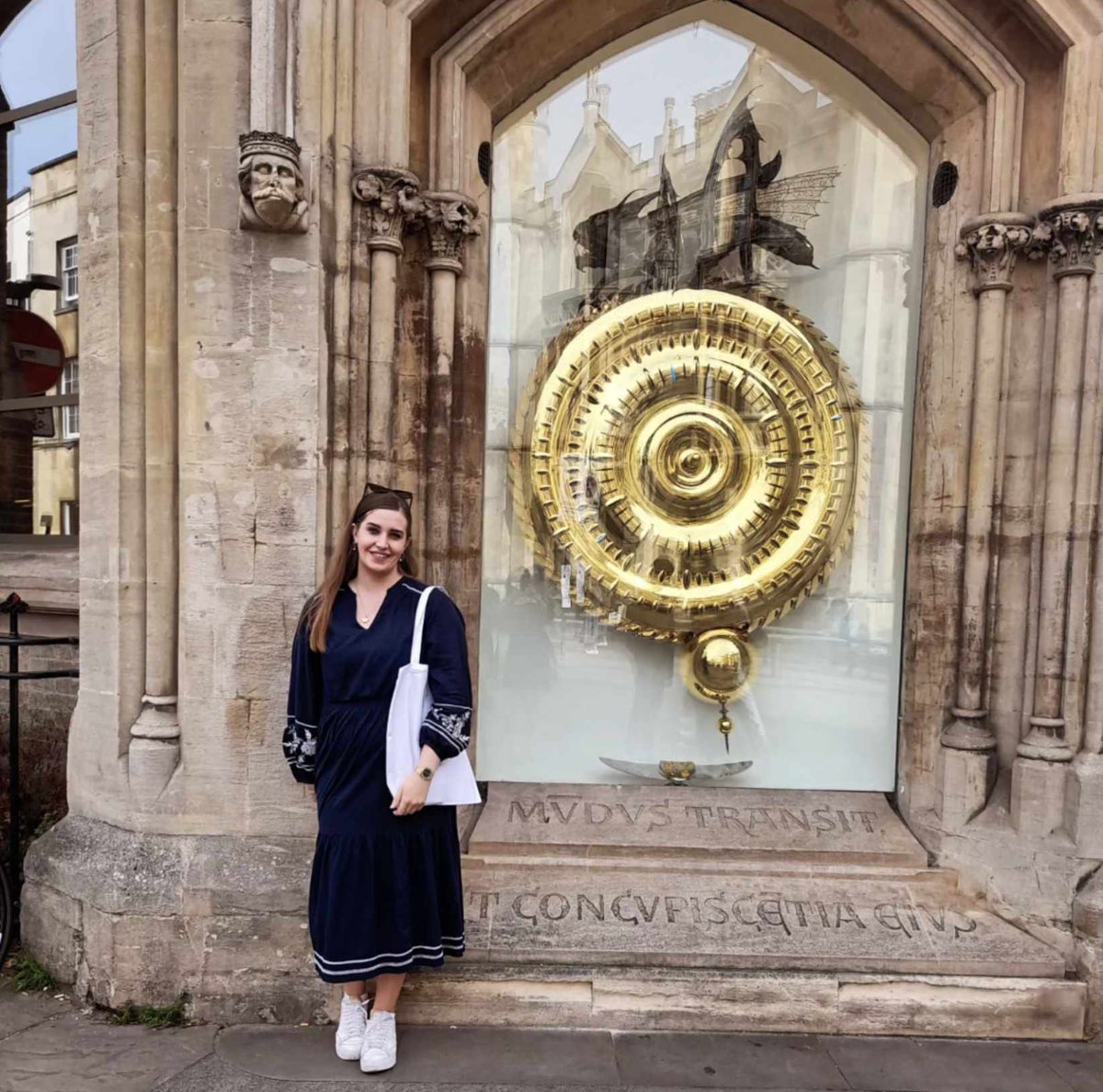 I had to stop at the Corpus Clock to see the chronophage while in Cambridge for the #UKClockClub autumn meeting last week. Grateful for the engaging conversations and insights at my poster and to organisers for a fab meeting! #retinarhythms