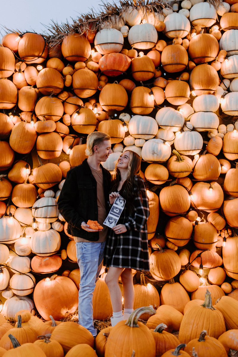 Gray_Baker_'s tweet photo. Only 1 more day till we find out what baby Baker is 🥹❤️ @Ry_Baker_ I’m so excited to start this next chapter in our lives, I love you so much 🫶🏼 https://t.co/azC1XC6KSd