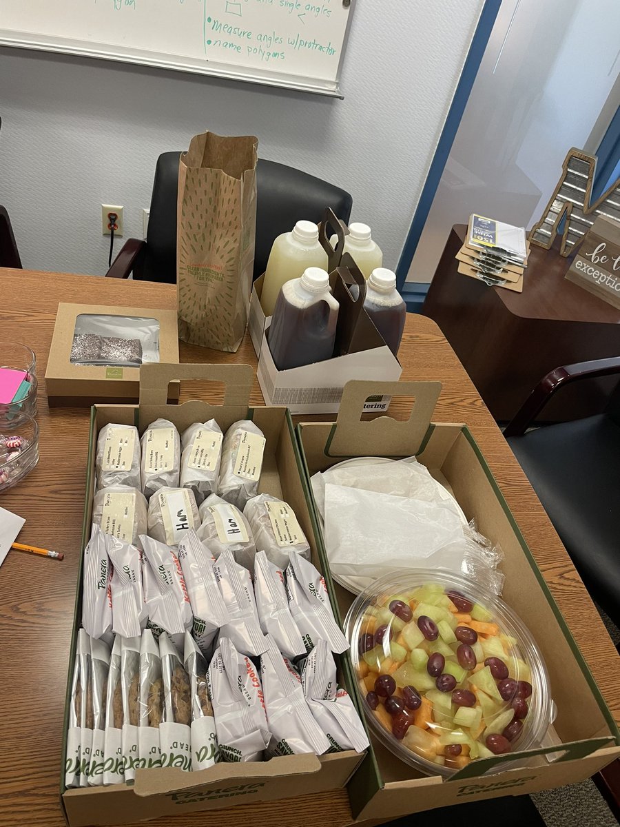 Thank you <a href="/JustRightReader/">Just Right Reader</a> for providing lunch for today’s PD! “Unlocking Literacy for Bilingual Learners: The Science of Reading and Effective Instruction” 📚📖👓 <a href="/CFBISD/">Carrollton-Farmers Branch ISD</a>