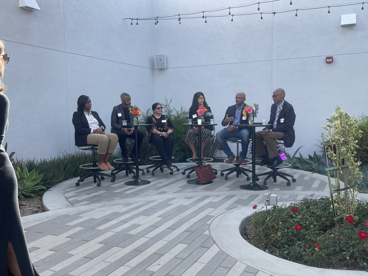 BiocominLA's tweet photo. Rich and deep conversations here @BioscienceLA for the “Black &amp; Brown in Life Science” Networking Breakfast. An all-star panel discussion about the importance of diversity in #race, #gender, #perspective, #age and #education. #KnowledgeIsPower #LABioTechWeek #LongLA https://t.co/vBqI2MJMkR