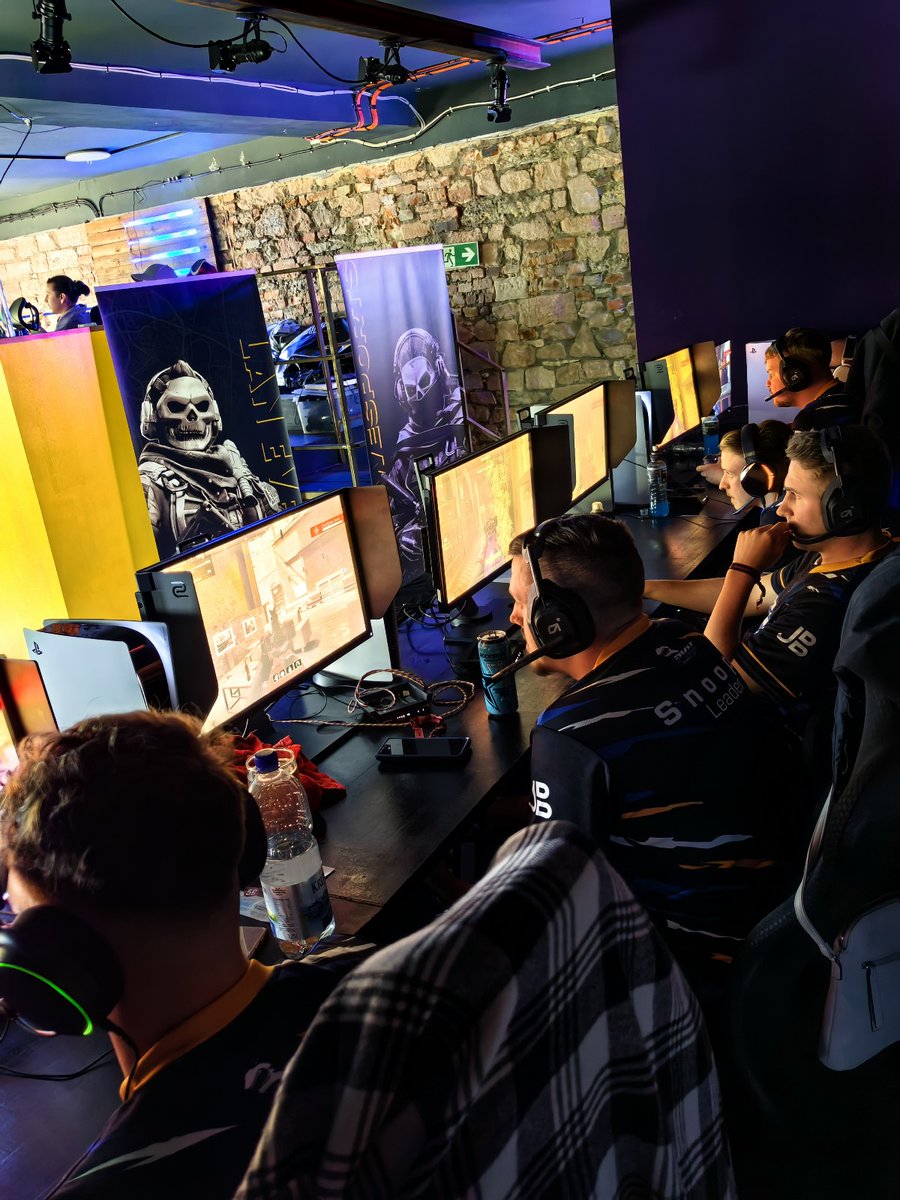 ☆ Matchresult ☆

LAN Tag 1 ging erfolgreich zuende, im 1.Match gegen Maniac Fennecs erspielte man ein 8:2 und 9:1. 
Auch im 2.Match gegen Until Cry konnte sich unser Team um <a href="/SnoopyVonPKU/">Snoopy Von Stage5</a> mit zwei 7:3 Siegen behaupten.
Ausführlicheres auf unserem Insta Channel

#pku #pkuesports