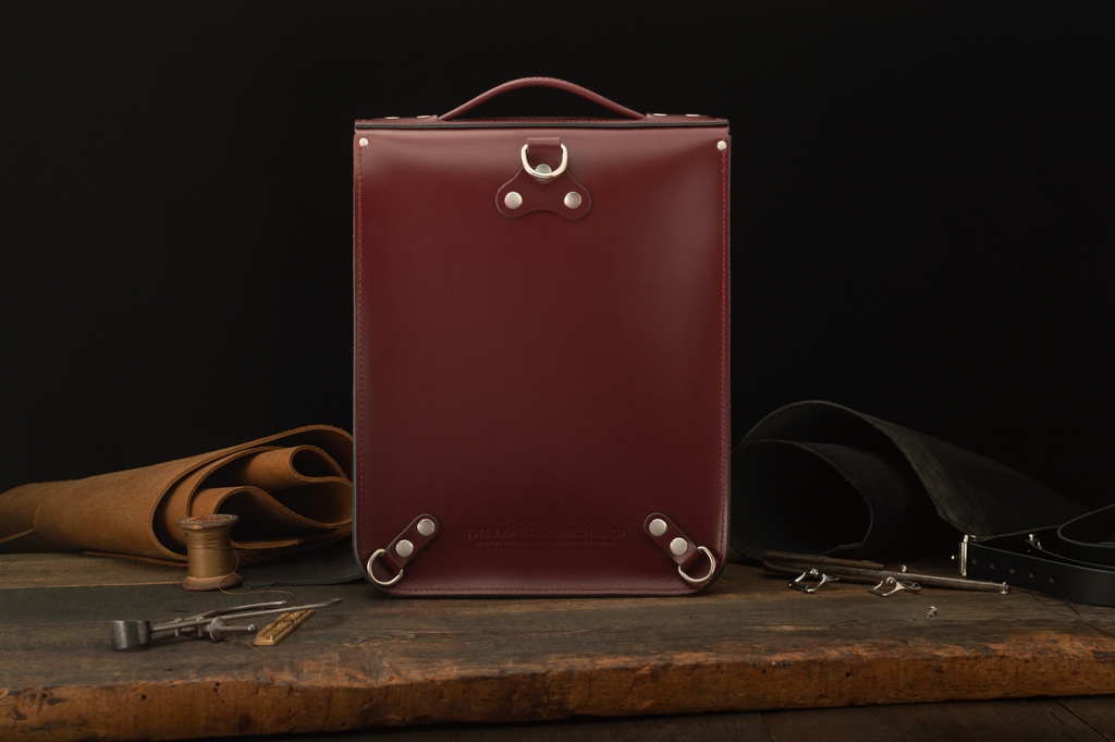 leathersatchel's tweet image. Your "Choice" is our "Craft"⁠
⁠
Featured here is our Portrait Backpack in the distinct Mulberry Bush leather. We offer over 50 designs across a wide range of leathers. Whatever your taste, we're here to craft it for you. ⁠
⁠
#allcolors #allshapes #handmade #smallbusiness