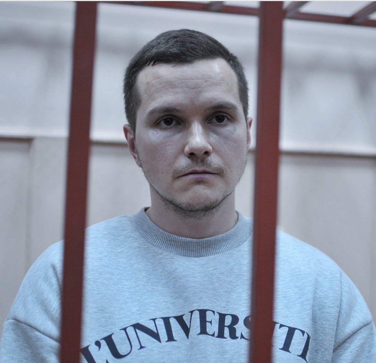 pevchikh's tweet photo. Navalny's family isn't allowed to visit him in prison. Navalny's lawyers are arrested. Now, Navalny is cut off from the outside world. I'm sorry for stating this so bluntly, but we no longer have a way of even knowing whether Navalny is alive. https://t.co/jBkMEYZqHR
