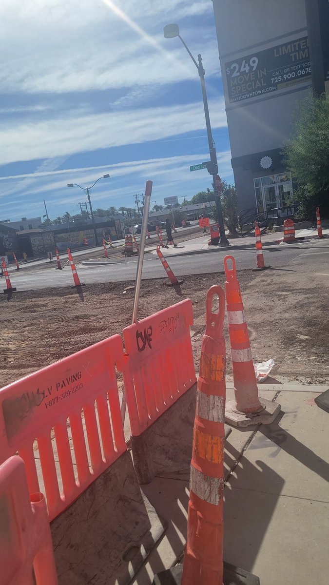 OyVegas's tweet photo. The thoughtlessness that pervades the City's development forward mentality without concern for the populace or small business is astounding. A micro example is the months' long impact that #DigItCoffee in the Arts District has had to endure. 🧵 https://t.co/BCjdCVvpIZ