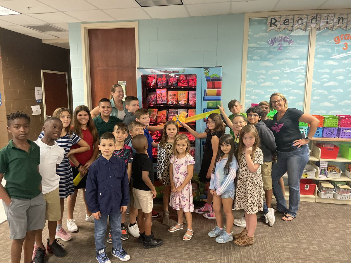 Brooke Hale tweet media