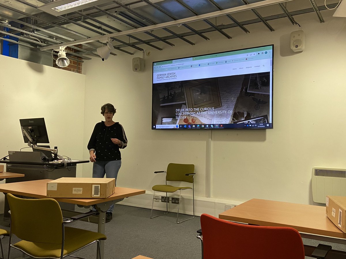 Fantastic day working with our Isaacsohn and André Families’ Fellows <a href="/SussexUni/">University of Sussex</a> <a href="/Centre_GJS/">Centre for German-Jewish Studies</a> on the <a href="/MassObsArchive/">Mass Observation</a> Massive thanks to <a href="/fionacourage/">Fiona Courage</a> <a href="/Steuti/">Samira Teuteberg</a> and Kevin Bacon for their presentations 
<a href="/drajrichardson/">Alasdair Richardson</a> <a href="/TimCole_Bristol/">Tim Cole</a> <a href="/PistolRachel/">Dr Rachel Pistol also on BlueSky</a> @ellen_pilsworth <a href="/carol1ne_louise/">Dr Caroline Sharples</a>