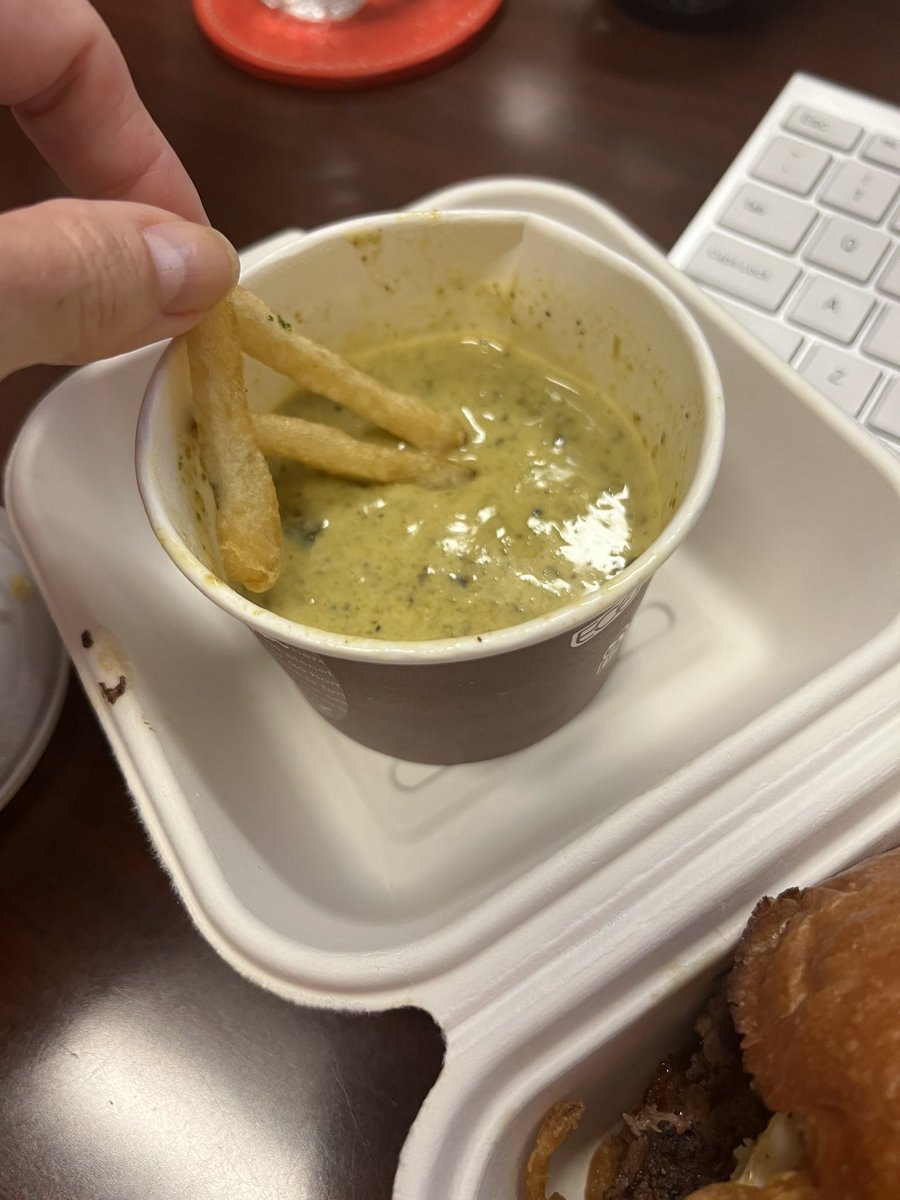 ☘️ Duchess of Shamrocks 🌈 tweet media