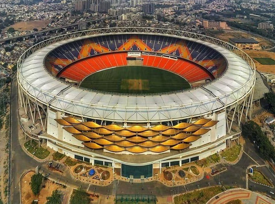 Bowl_Sense's tweet photo. Countdown to the Clash:
A Sneak Peek into India and Pakistan's Preparation for the Pivotal Showdown! 🇮🇳🇵🇰
Thread 🧵1/10
#CricketFever #IntenseRivalry #INDvsPAK #IndiaVsPakistan #Ahmedabad #CWC23 #WeHaveWeWill #Dream11 #BabarAzam #ShubmanGill #TeamIndia #PakistanCricket https://t.co/tJP2K4BHF3