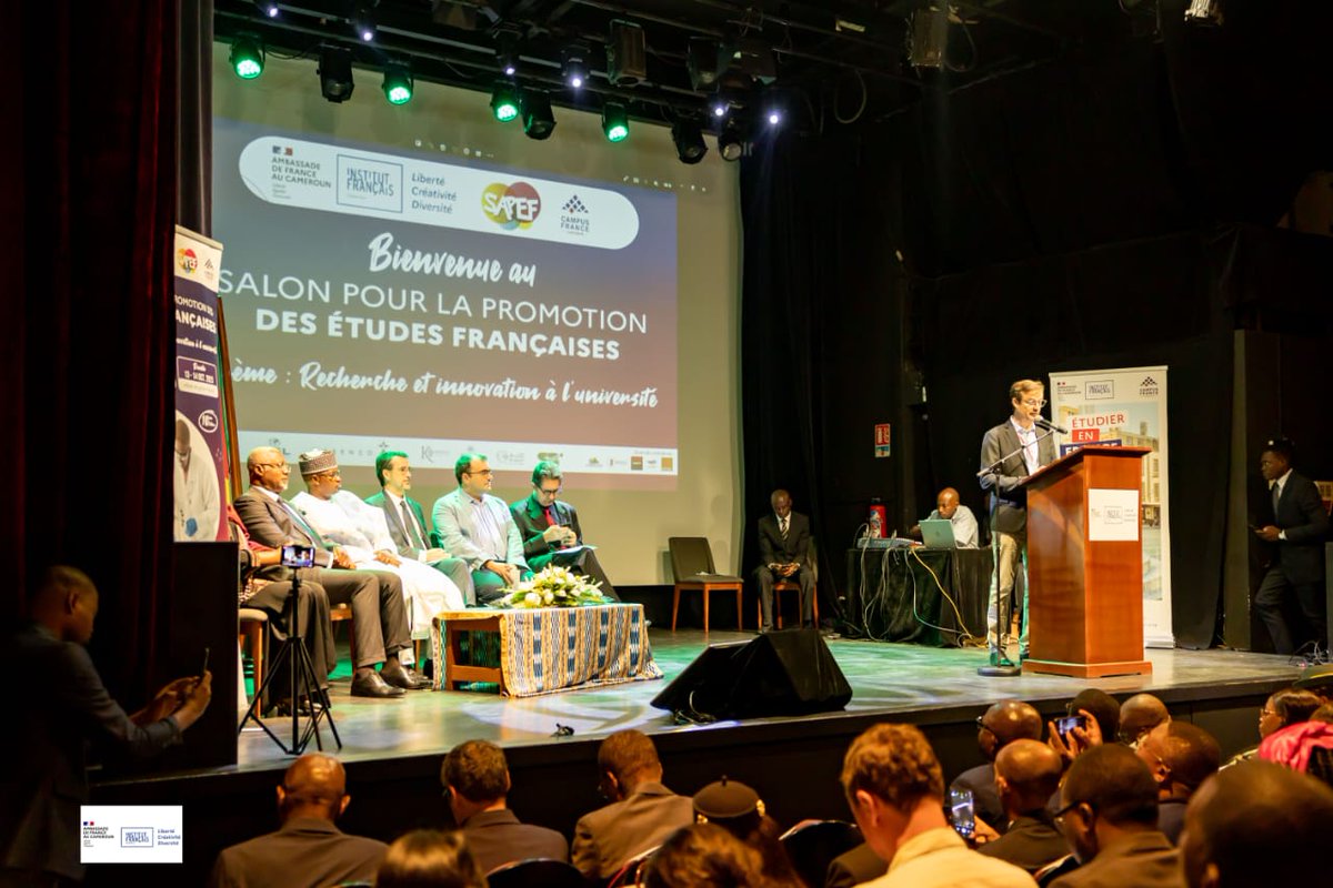 YannLorvo's tweet photo. 10 ème édition du #SAPEF à #Douala après #Yaoundé avec @IFCameroun @FRauCameroun @CampusFrance. C'est le grand salon annuel des études supérieures en France. L'occasion pour 11 000 étudiants 🇨🇲 de rencontrer les 80 exposants  🇨🇵🇨🇲. Le thème 2023:  la recherche et l'innovation. https://t.co/da9rk4EN3B
