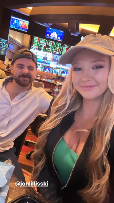 Happy birthday to me https://t.co/lNdyJ58Apf<a href="/tag/mylf"class="tags"><span>#mylf</span></a>