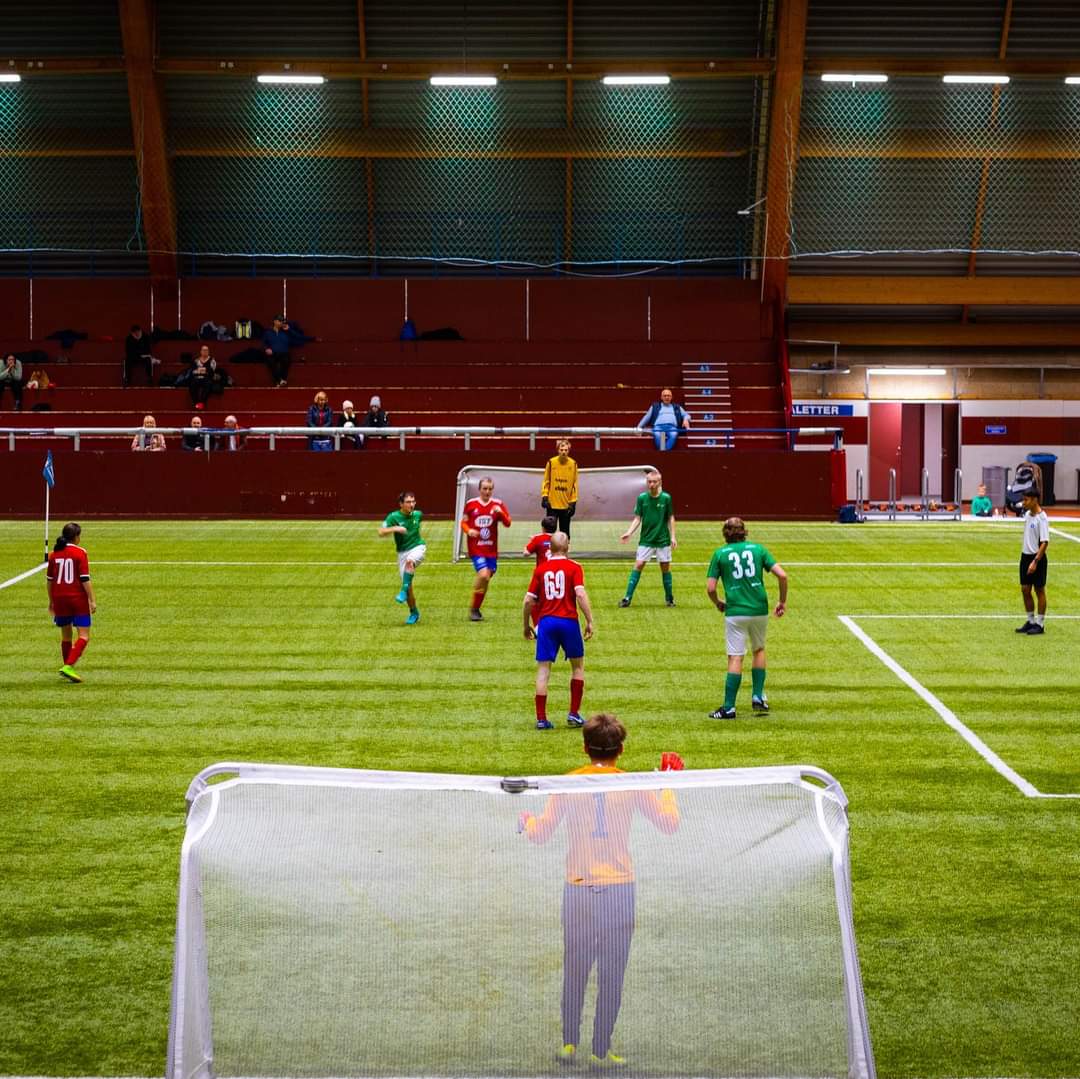 OstersIF's tweet photo. I morgon lördag sparkar årets upplaga av LF Cup igång i Tipshallen! 🏆
Under hela helgen bjuds det på stor fotbollsglädje!
Spelschema på https://t.co/gRhyejSaL0 📅
#lfcup https://t.co/Wh1AEEpSZw