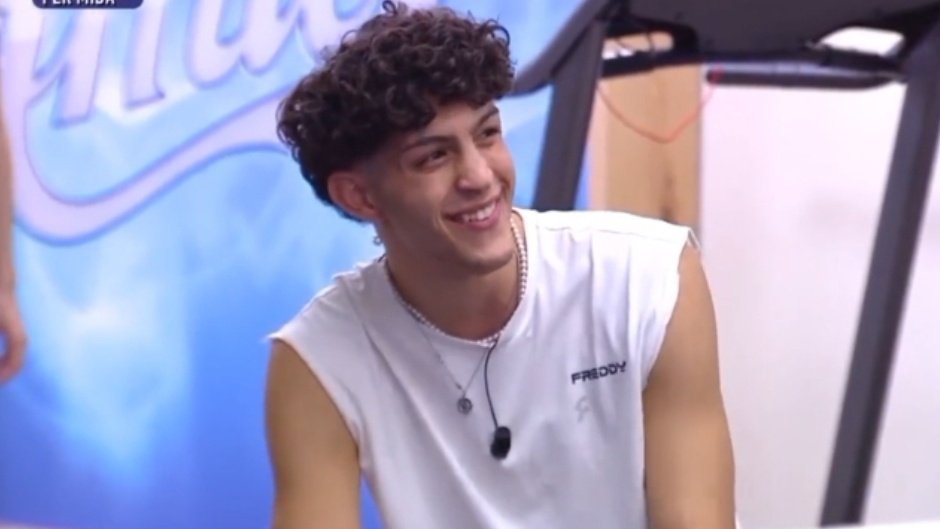 moll3nbk's tweet photo. la mia protection squad sa molto di loro #amici23 https://t.co/L3E79mqIMU