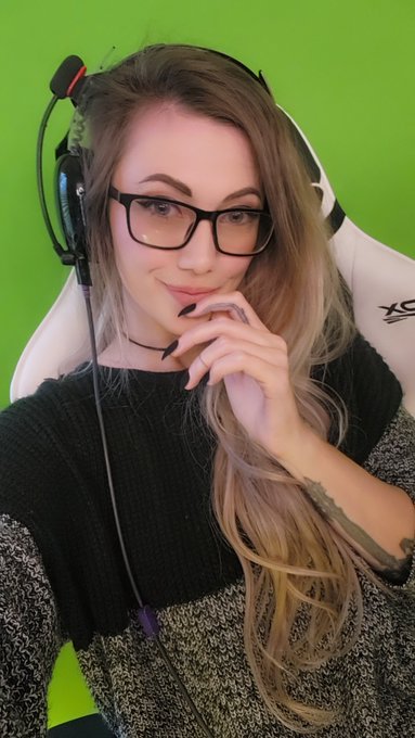 Scary gamessss  🔴 LIVE | https://t.co/2OM0XpLsiA https://t.co/ablWxCEwXf<a href="/tag/ad"class="tags"><span>#ad</span></a>