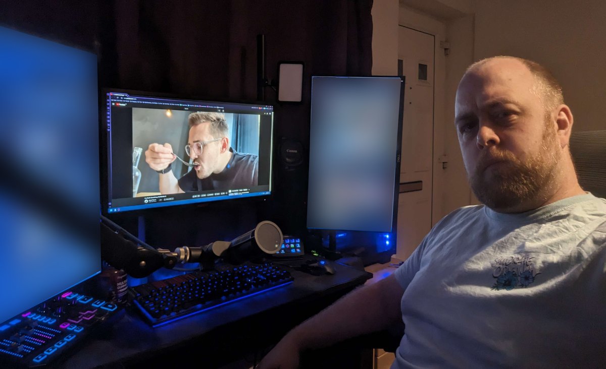 CallMeFletch's tweet photo. @Syndicate @YouTube Something familiar with that setup Tom... 🤣
*slurp* https://t.co/dOIGgh0qok