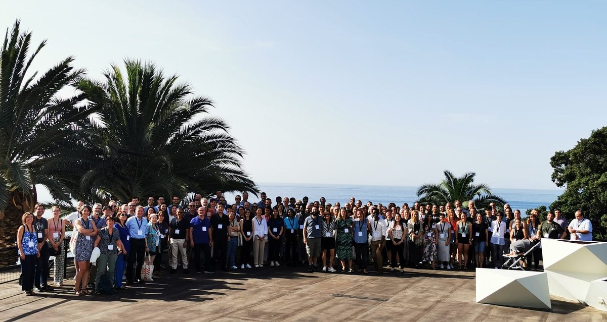We had a wonderful week at Madeira! Thank you all for the great discussions at the FEBS Special Meeting on Sphingolipid Biology. It was a pleasure to host you all! #sphingolipidbiology #SLBiol2023 #visitmadeira @FEBSnews @EMBOevents @CoskunPLID @BassereauTeam @Stahelin_Lab